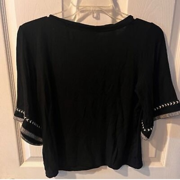 Anthropologie W5 Knit Top Black Bell Sleeve embroidery Tribal Trim Cropped Sz S - Picture 11 of 13
